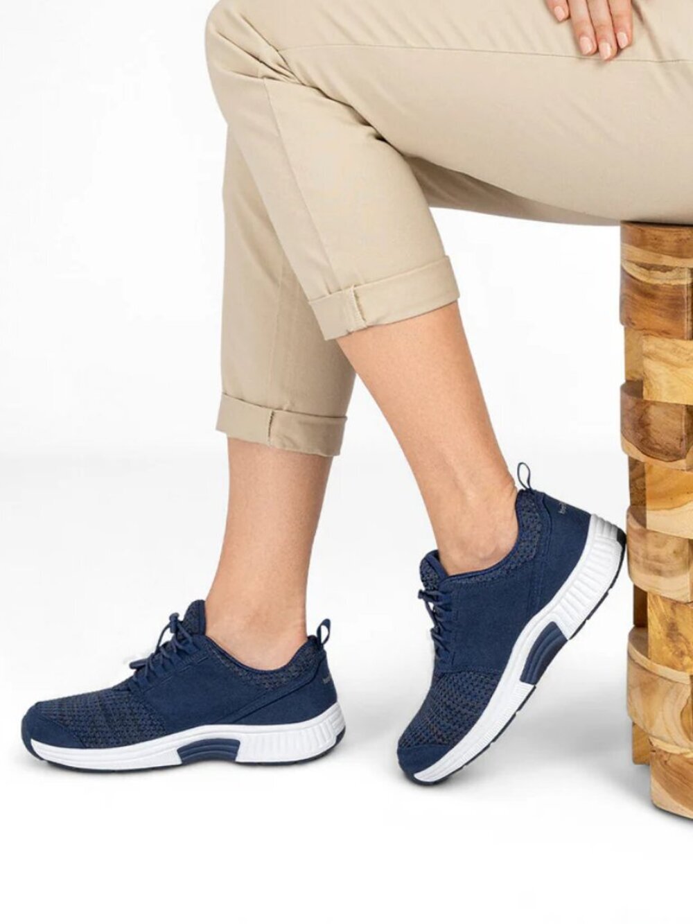 Orthofeet Francis No-Tie Sneakers - Color: Blue - Size: Women 11.5 Wide (D)